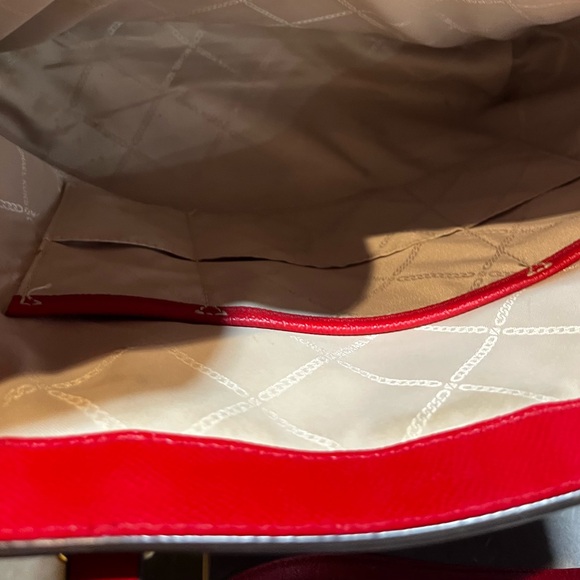 Michael Kors purse - Picture 2 of 9